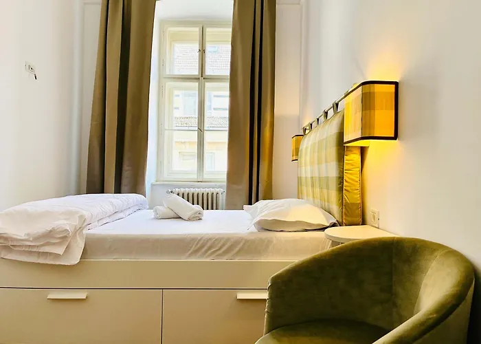 Joy Unirii 4 티미쇼아라