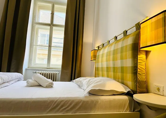 Joy Unirii 4 티미쇼아라