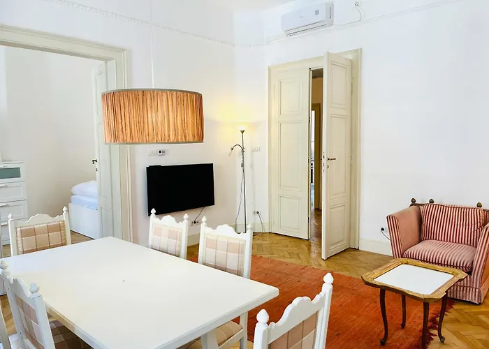 아파트 Joy Unirii 4