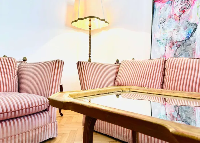 Joy Unirii 4 * 티미쇼아라